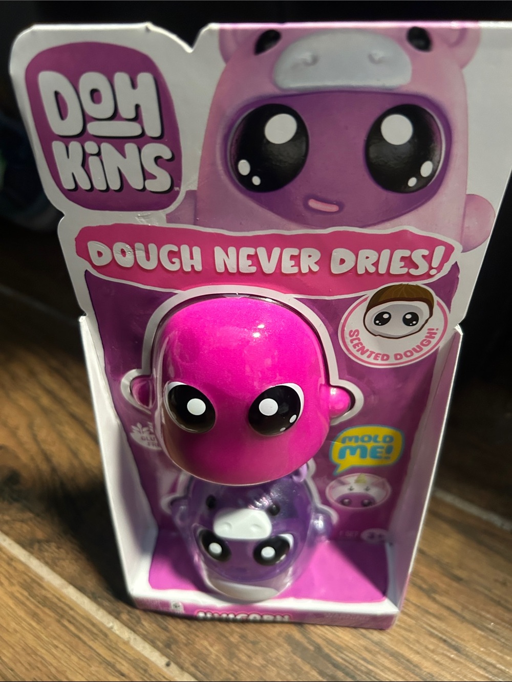 Scented Play Dough Characters - Pink & Purple